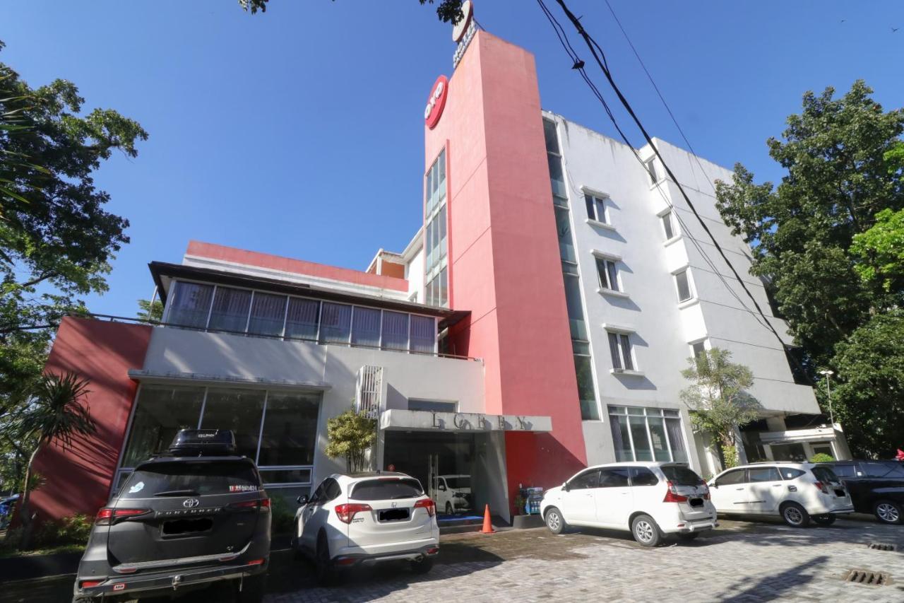 Urbanview Hotel Grand Malabar Bandung Exterior foto