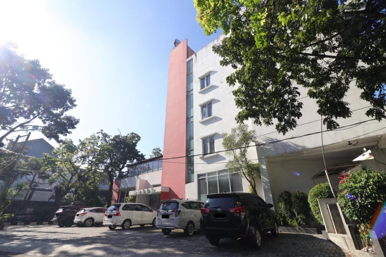 Urbanview Hotel Grand Malabar Bandung Exterior foto