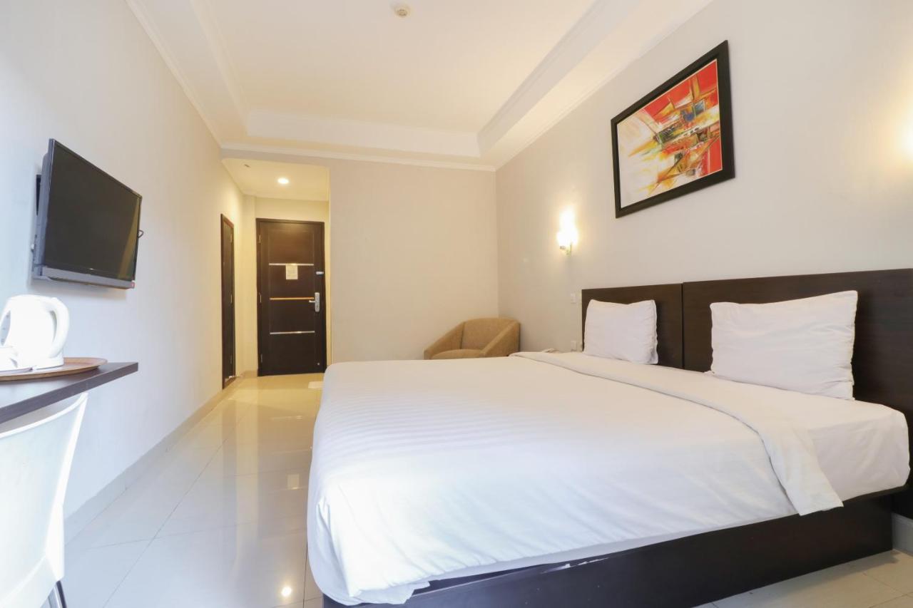 Urbanview Hotel Grand Malabar Bandung Exterior foto