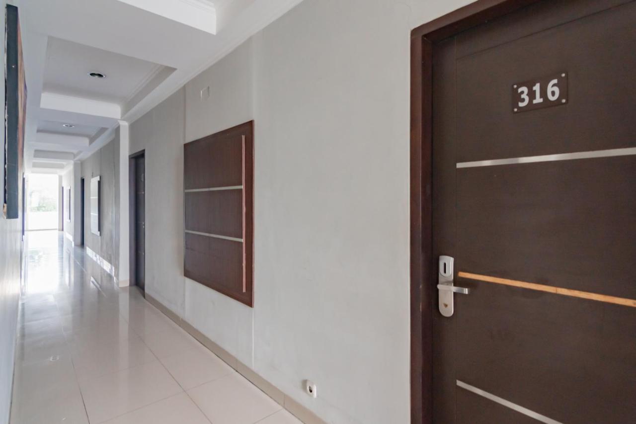 Urbanview Hotel Grand Malabar Bandung Exterior foto