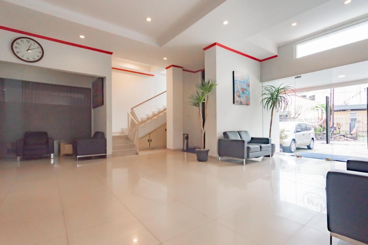 Urbanview Hotel Grand Malabar Bandung Exterior foto
