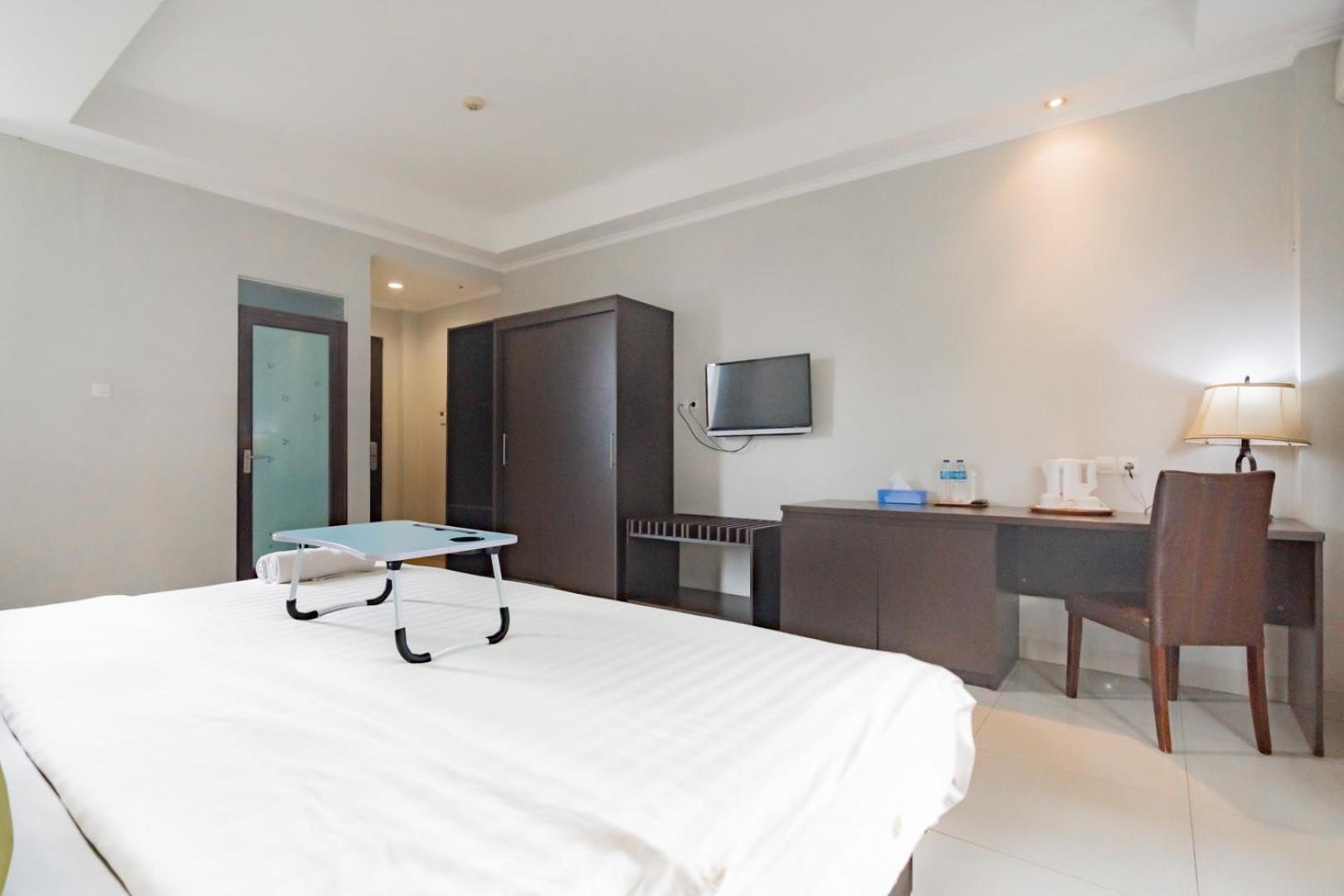 Urbanview Hotel Grand Malabar Bandung Exterior foto